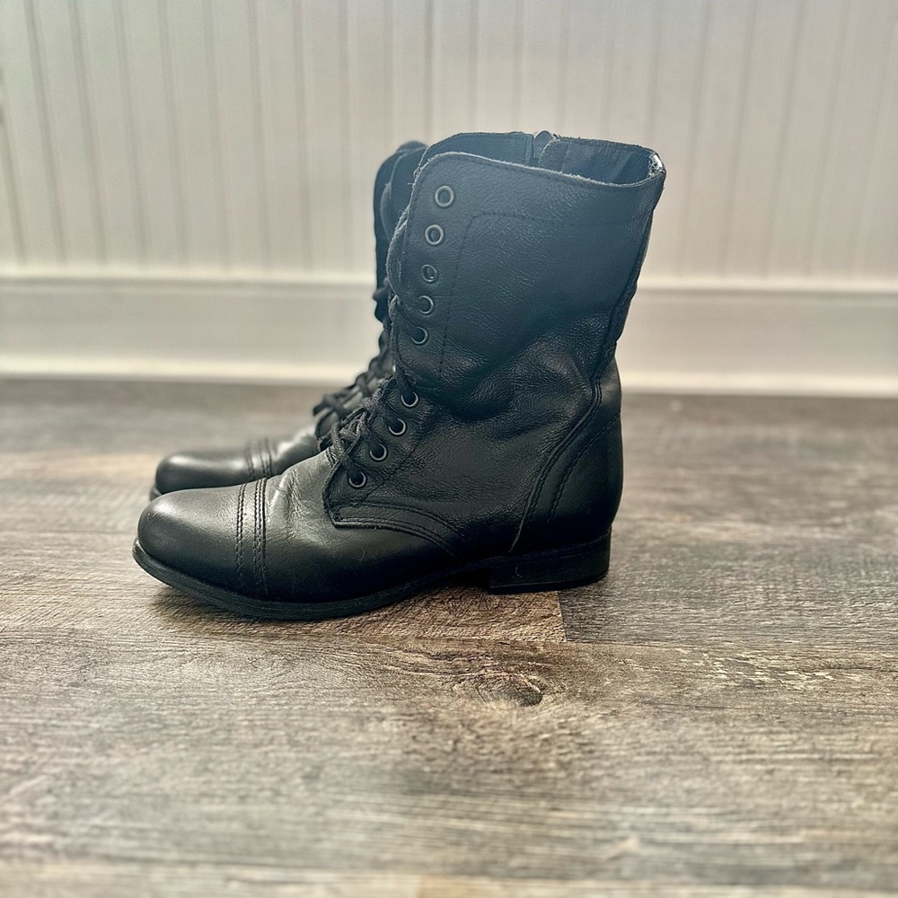 Steve Madden boots